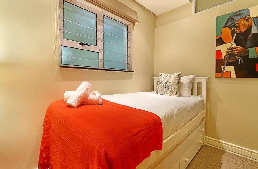 2 Bedroom Property for Sale in Western Hills Eastern Cape